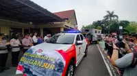 Jajaran Polres Indramayu mengirim bantuan logistik hingga berangkatkan personel membantu korban gempa Cianjur. (Istimewa)