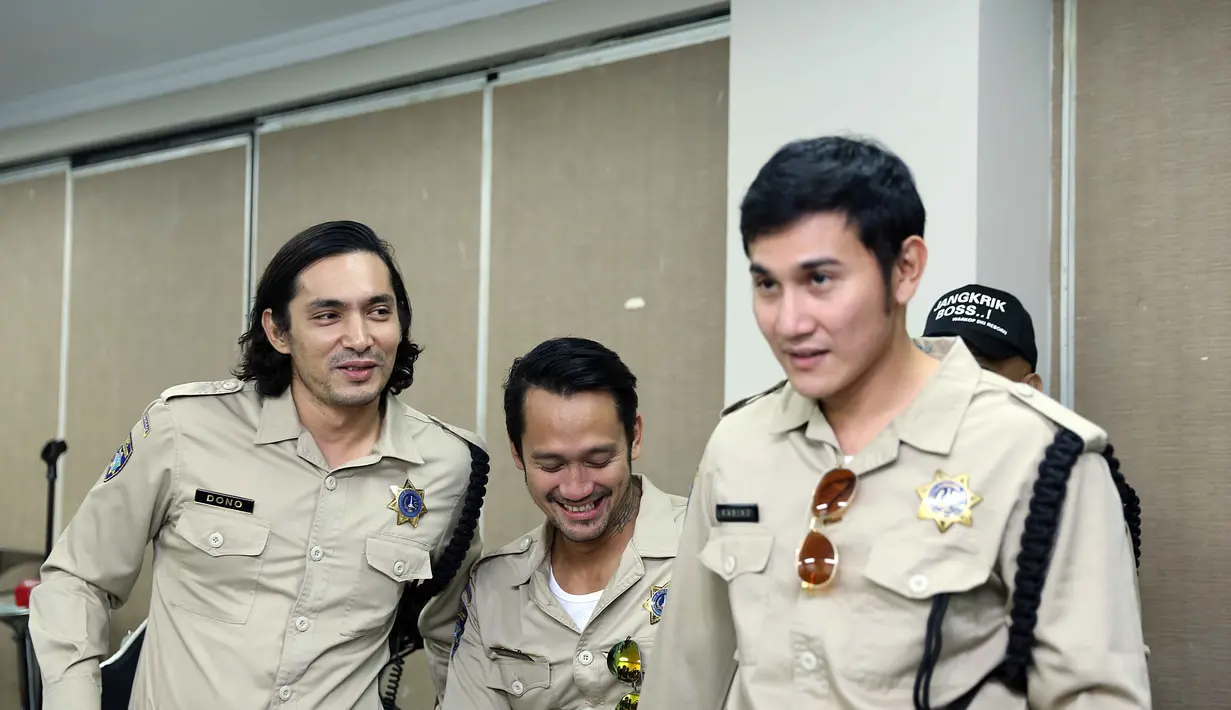 “Belum pernah dalam sejarah film di Indonesia, yang mendapatkan layar hampir 50 % dari jumlah layar yang ada di seluruh Indonesia,” ungkap Produser Warkop DKI Reborn, Frederica saat dihubungi Jumat (9/9/2016). (Deki Prayoga/Bintang.com)