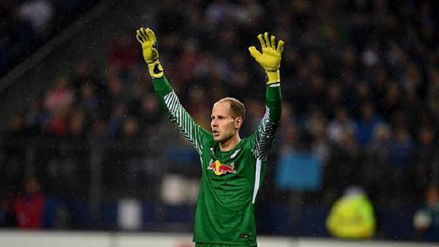 Peter Gulacsi direkrut Liverpool pada 2007 dan kini membela RB Leipzig