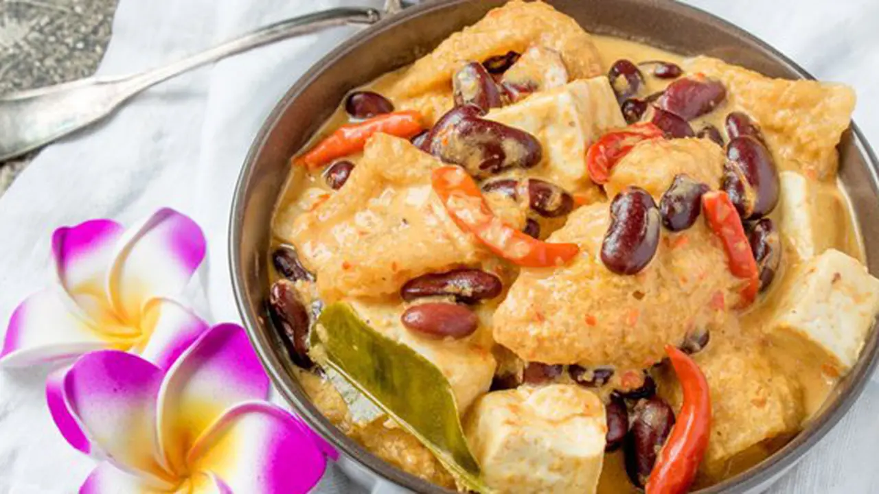 Ilustrasi sambal goreng krecek./Copyright shutterstock.com