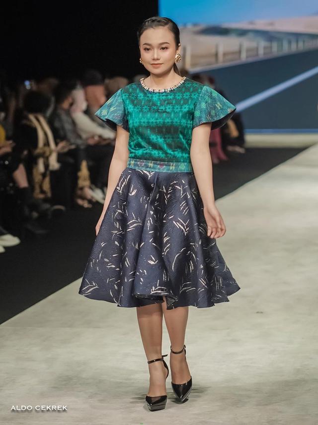 8 Potret Alumni D'Academy Jadi Model di Indonesia Fashion Week 2022, Memukau