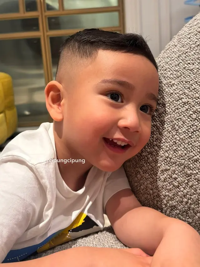 Potret Rayyanza Usai Potong Rambut (credit: instagram/tercipungcipung).