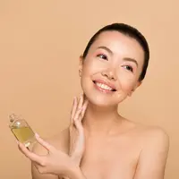 Ilustrasi face oil untuk mengencangkan kulit. (c) IgorVetushko/Depositphotos.com