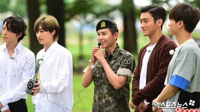 [Bintang] Keluar dari Wamil, Ryeowoo Goda Kyuhyun Super Junior
