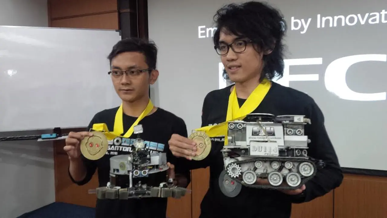 Robot Bandung Menang