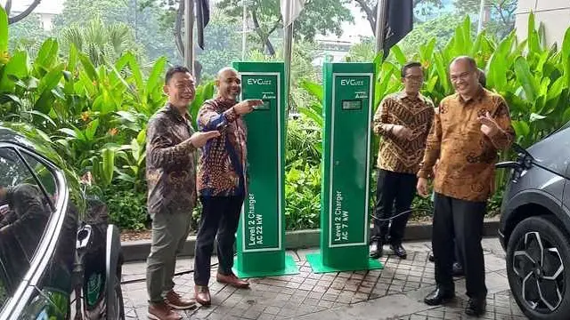 Lobi Jaringan Hotel Marriott Indonesia Kini Dilengkapi Stasiun Pengisian Baterai Mobil Listrik