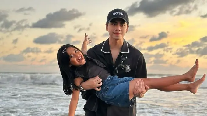 Potret Kompak Athalla Naufal dan Vania Anak Venna Melinda (credit: instagram/athallanaufal7)