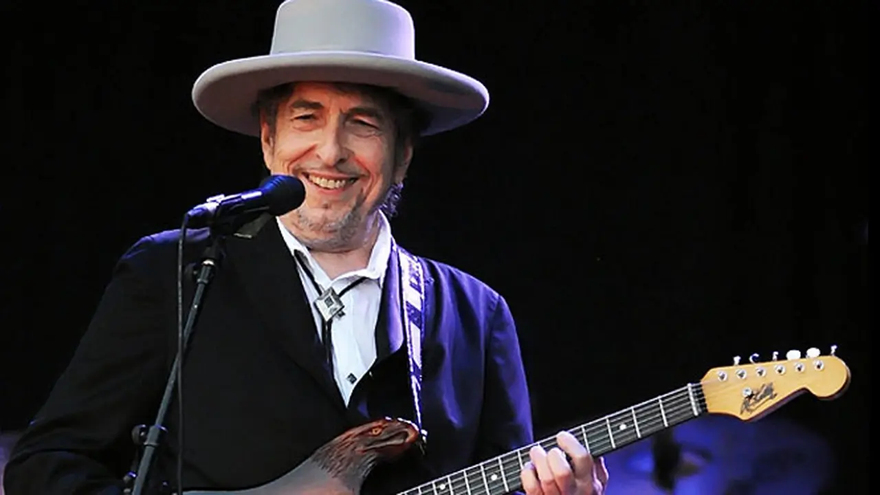 bob-dylan-131209c.jpg