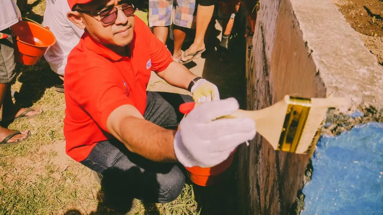 PT Wijaya Karya (Persero) Tbk (WIKA) bersama PT Nindya Karya (Persero) (NK), PT Biro Klasifikasi Indonesia (Persero) (BKI) dan Perum Damri menggelar Kegiatan Padat Karya Tunai dan Pasar Murah di Sulawesi Utara.