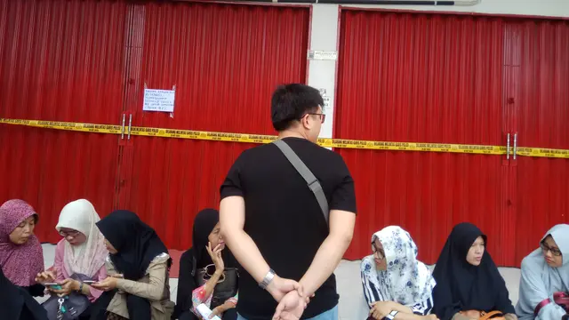 Menabung 10 Tahun, Jemaah Umrah Palembang Malah Ditelantarkan