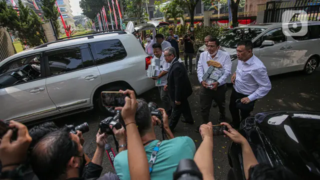 Pengacara Komisaris PT Solitech Media Sinergy Irwan Hermawan, Maqdir Ismail