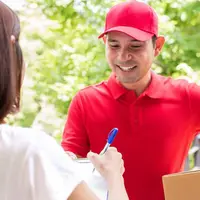 Setelah tayang di televisi Jabodetabek, Bandung, Surabaya, dan Palembang, kini tayangan OSHOP bisa disaksikan oleh masyarakat Solo.