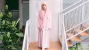 Larissa Chou dieknal sebagai wanita yang memiliki selera fashion hijab yang modis. Wanita keturunan Tionghoa ini tak jarang memperlihatkan OOTD-nya di Instagram. (Liputan6.com/IG/@larissachou)