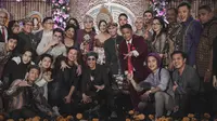 Pesohor hadiri pesta pernikahan anak bos Krisna Bali. (dok. Instagram @chandraputranegara/https://www.instagram.com/p/Bt_GABTBRVg/Asnida Riani)