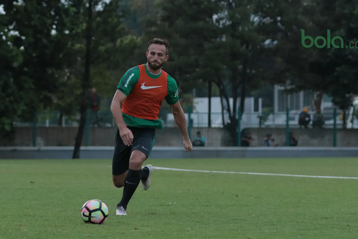 Timnas Indonesia U-23, Sesi Latiahn Timnas U-23, Bola.com, Ilija Spasojevic