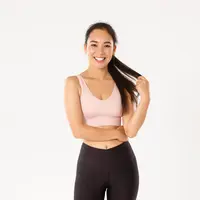 Ide olahraga sederhana yang mudah dilakukan dan cocok dijadikan rutinitas harian untuk menjaga tubuh tetap aktif. (Foto: benzoix/Freepik)