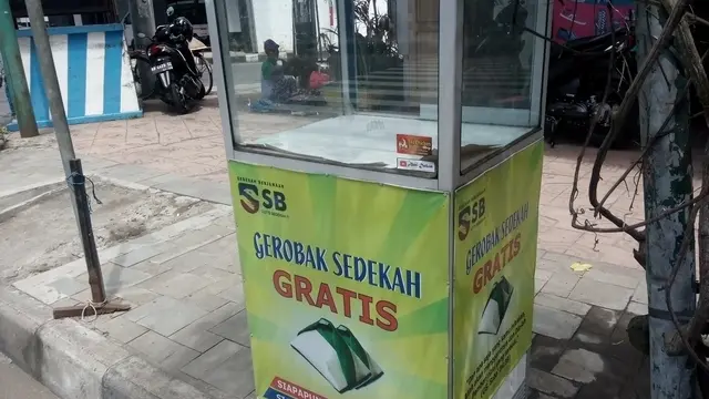 Gerobak Sedekah di Pasar Wates