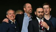 Prince William terlihat berbahagia setelah Aston Villa memastikan gelar juara Liga Europa, Kamis (21/5/2026) dini hari WIB. (Ozan KOSE / AFP)