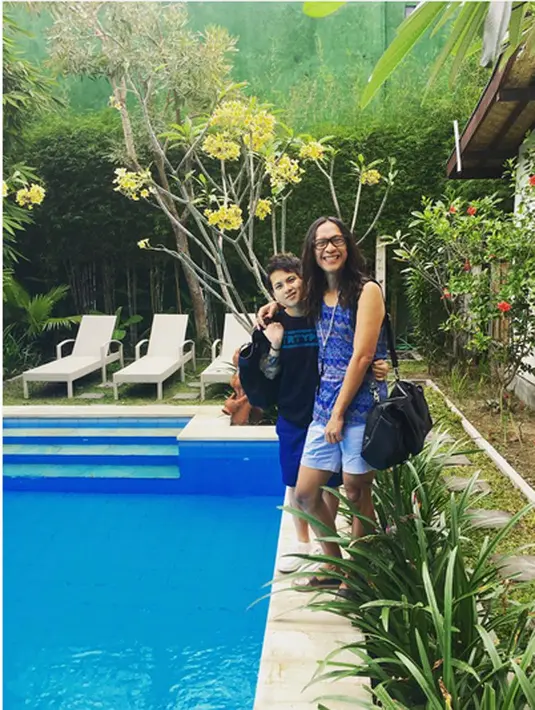 Setelah resmi menjadi suami istri, Aming dan Evelyn tak luput dari perhatian netizen. Banyak dari fans pasangan ini yang mengaku iri dengan keharmonisan keluarga yang baru dibangunnya. (Instagram/psychodiva2016)