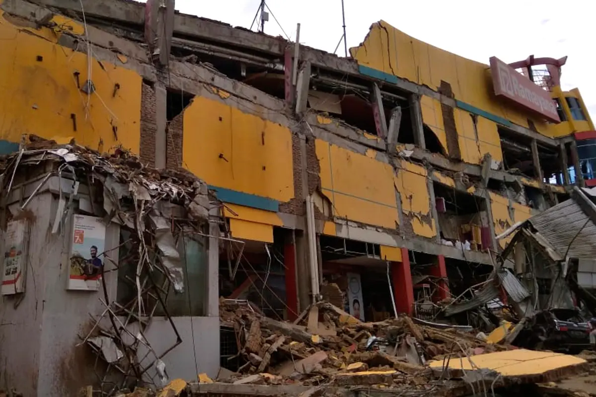 Gempa dan Tsunami Melanda Palu