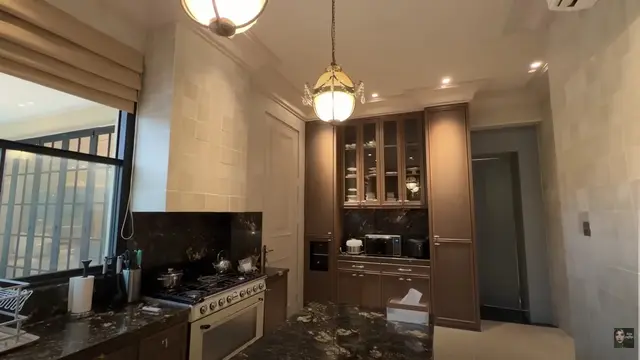 Potret Dapur Kotor di Rumah Baru Tasya Farasya