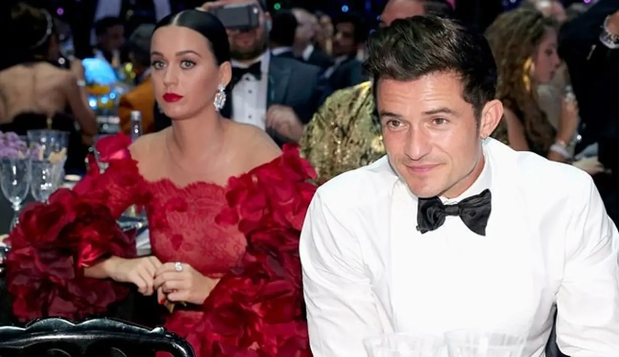 Seminggu sesudah sang kekasih, Orlando Bloom, pamer Mr P dan bugil saat liburan di pantai Sardina, italia. Kini giliran Katy Perry yang menunjukan foto sensualnya di akun instagram. (Dailymail/Bintang.com)