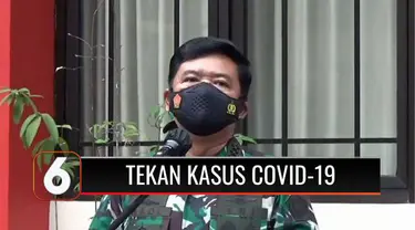 Guna menekan kasus Covid-19 di Klaten, Jawa Tengah, Panglima TNI Marsekal Hadi Tjahjanto meminta testing dan tracing secara masif dilakukan. Setelah tracing dilakukan, pasien yang terpapar kemudian harus dipisahkan antara yang harus isolasi terpusat ...