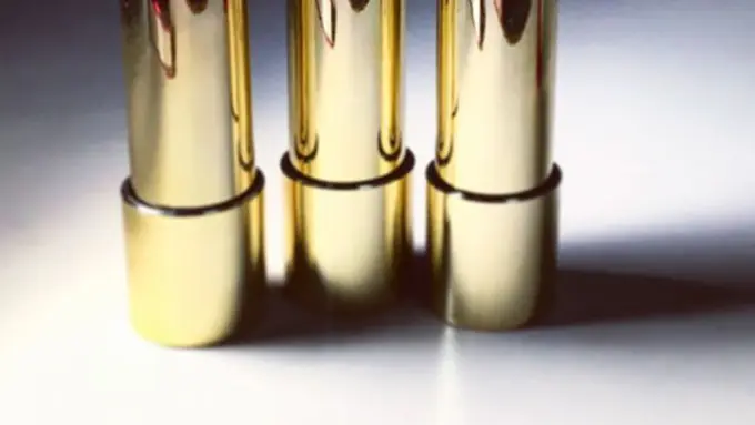 Cantiknya, Lipstik Ini Buat Kamu Terpana dan Pingin Punya!