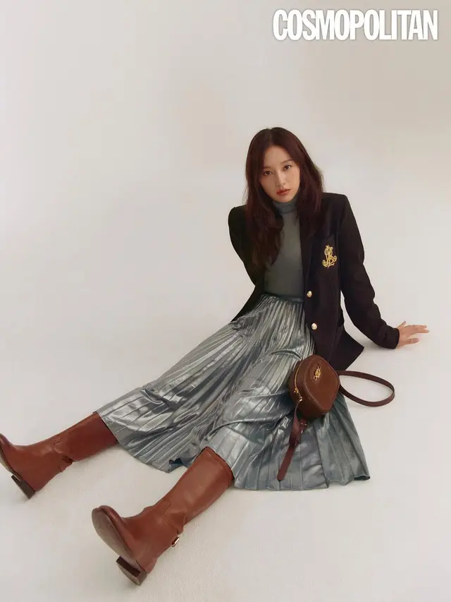 8 Inspirasi Outfit Ngantor dari Kim Ji Won yang Bakal Fan Meeting di Indonesia, Hadirkan Vibes Budak Korporat hingga Lady Boss