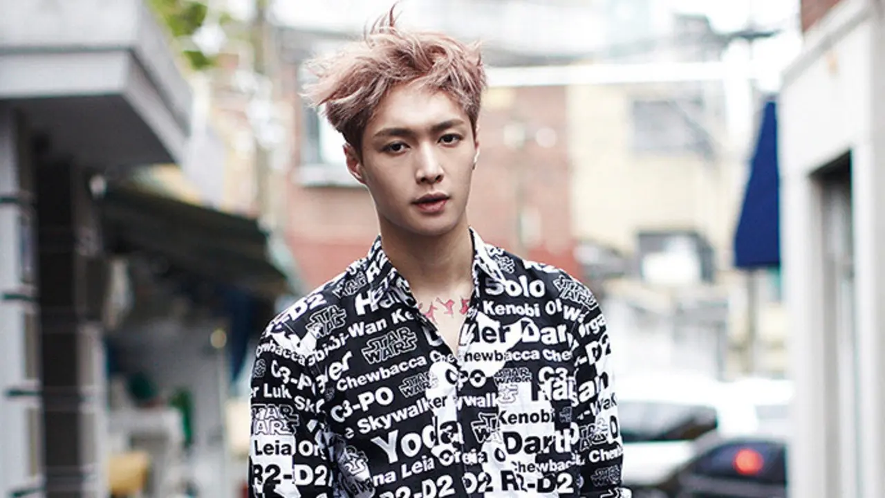 Lay EXO