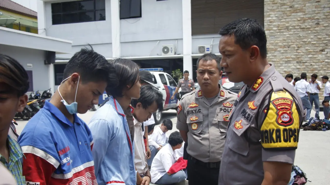 Pelajar SMA hendak demo ke Jakarta diamankan polisi