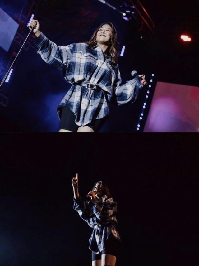 Sherina Munaf di Panggung DIGI Playlist Love Festival 2.0. (Instagram/sherinasinna)