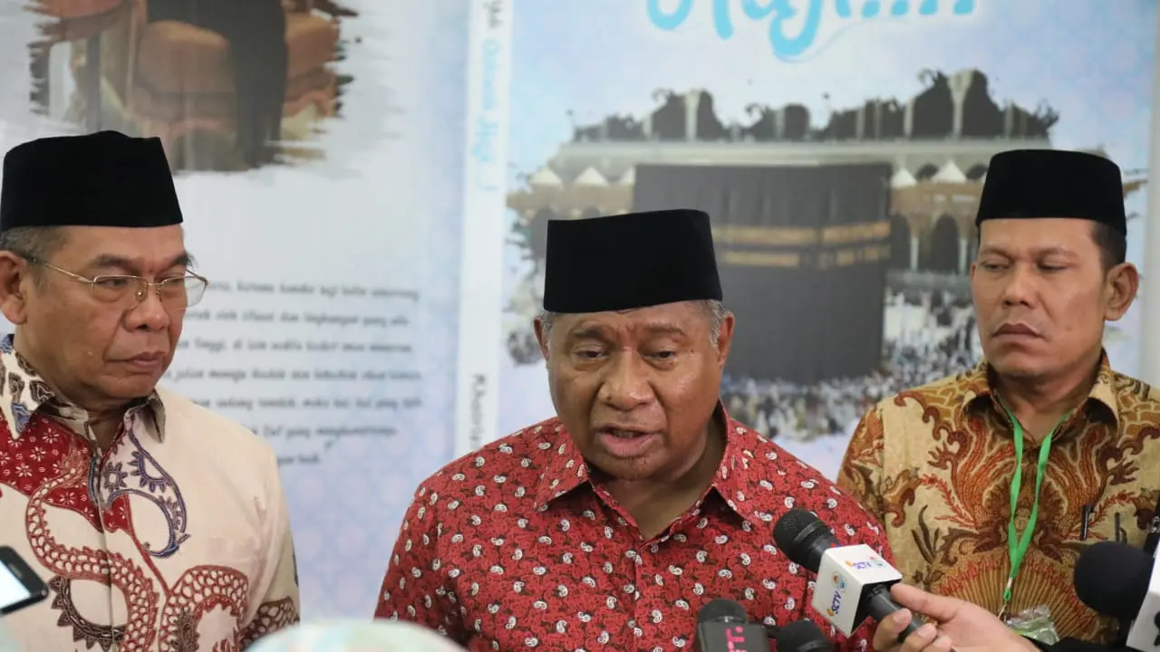 Ketua Komisi VIII Ali Taher, usai menghadiri pembukaan Musyawarah Nasional ke-I Forum Komunikasi Alumni Petugas Haji Indonesia (FKAPHI) di Asrama Haji Pondok Gede Jakarta, Minggu (21/4/2019). Dok Kemenag