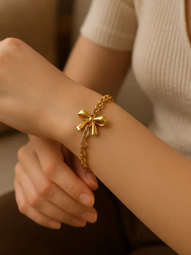 7 Model Gelang Rantai Pita yang Tren di 2025, Bikin Gaya Feminin Makin Anggun