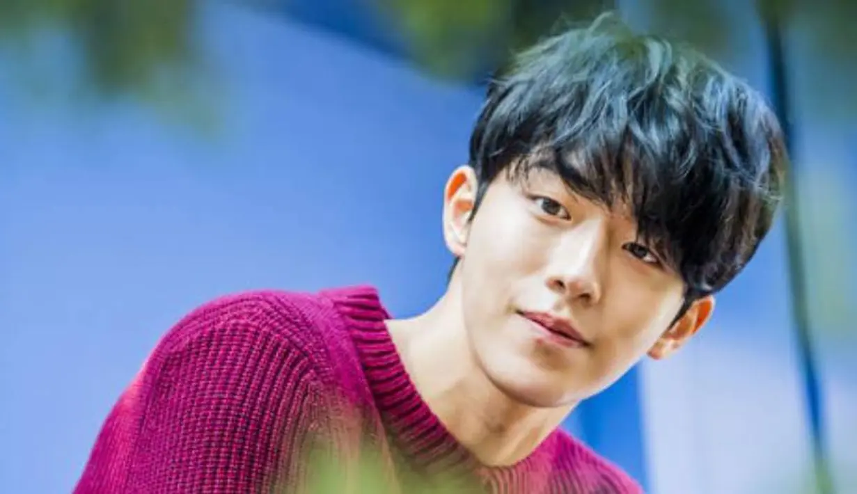 Bagi para penikmat drama Korea, mungkin sudah tak asing lagi dengan nama Nam Joo Hyuk. Tepat pada 22 Februari 2018 lalu, aktor berwajah tampan ini merayakan ulang tahun ke-24. (Foto: Allkpop.com)