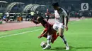 Persija berhasil membuka keunggulan pada menit ke-58. Winger Riko Simanjuntak mencetak gol setelah meneruskan kerja keras pemain asal Jepang Ryo Matsumura. Persija 1, Ratchaburi 0. (Liputan6.com/Herman Zakharia)