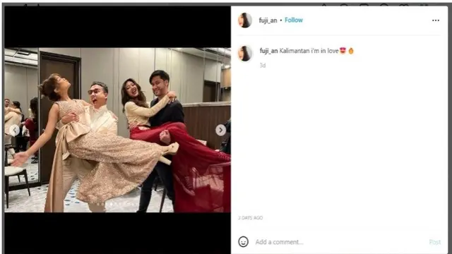 Anggunnya Fuji, Tante Gala Sky saat Hadiri Gathering Produk Kecantikan.