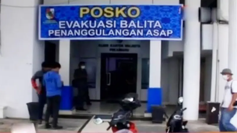 Warga Mulai Datangi Ruang Evakuasi Bayi dari Kabut Asap Riau