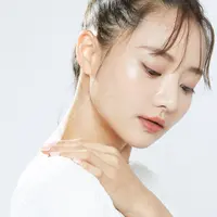 Lakukan cara-cara ini untuk membuat kulit halus dan merata/copyright shutterstock/K-Angle