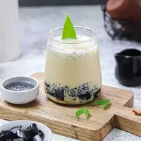 ilustrasi es susu cincau/Ary Pranggawan/Shutterstock