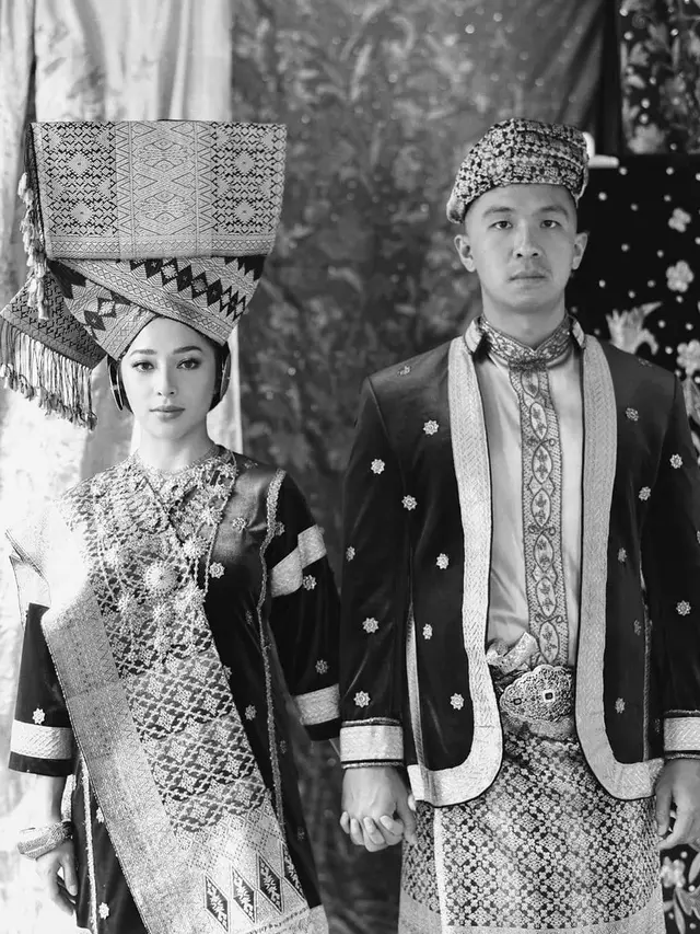 10 Gaya Prewedding Nikita Willy dan Kekasih dalam Berbagai Tema, Memesona