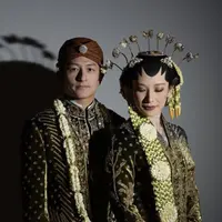 Potret Ngunduh Mantu Rio Haryanto dan Athina Papadimitriou di Solo. [@theleonardi]