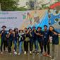 Aksi Bersih Pantai oleh PKSPL-ITB dan Mahasiswa UNIPA di Pantai WTC (Dok. Pribadi - Nurdana Pratiwi / Liputan6.com)