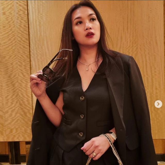 6 Potret Terbaru Lidya Kharisma 'Pesantren Rock n' Roll', Sudah Jadi Ibu Dua Anak