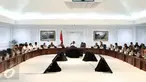  Suasana rapat terbatas di Kantor Presiden Komplek Istana Kepresidenan, Jakarta, Selasa (1/11). Rapat terbatas tersebut membahas perkembangan pembangunan proyek listrik 35.000 MW. (Liputan6.com/Faizal Fanani)