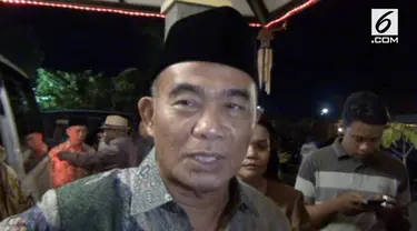 Menteri Pendidikan dan Kebudayaan Muhadjir Effendy meminta maaf atas kendala yang terjadi dalam pelaksanaan UNBK.