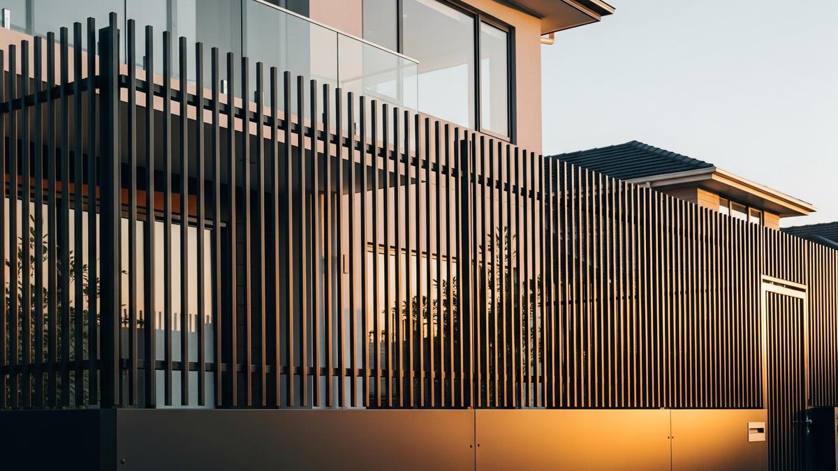 10 Tips Merawat Pagar Besi agar Tidak Berkarat, Bisa Awet Bertahun-tahun