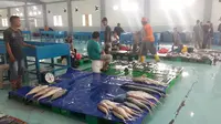 Pabrik Unit Pengolahan Ikan (UPI) di Kota Bitung, Sulawesi Utara. (Bawono/Liputan6.com)
