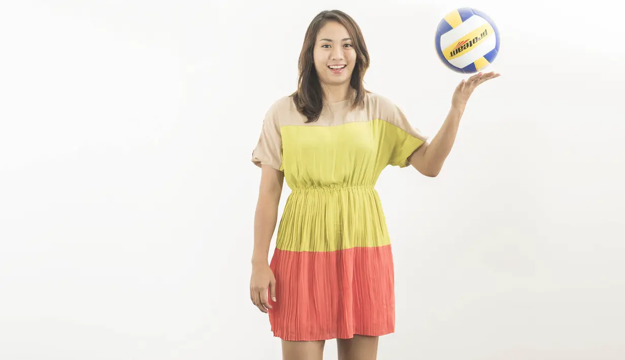 Berllian Marsheilla sudah memperkuat tim voli putri Indonesia sejak 2009. (Bola.com/Vitalis Yogi Trisna) 