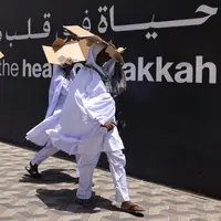 Antisipasi Suhu Ekstrem Saat Puncak Ibadah Haji, Pemerintah Arab Saudi Terjunkan Ratusan Ribu Petugas